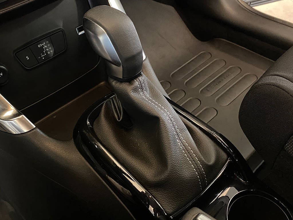 Vehicle Image 52