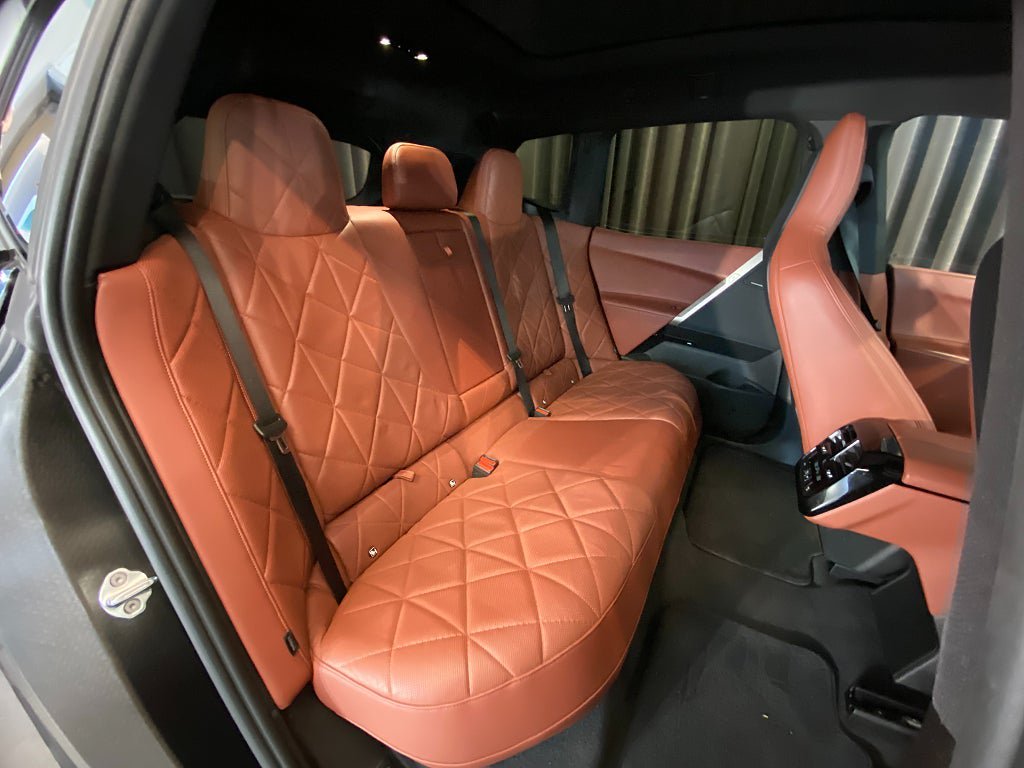 Vehicle Image 80