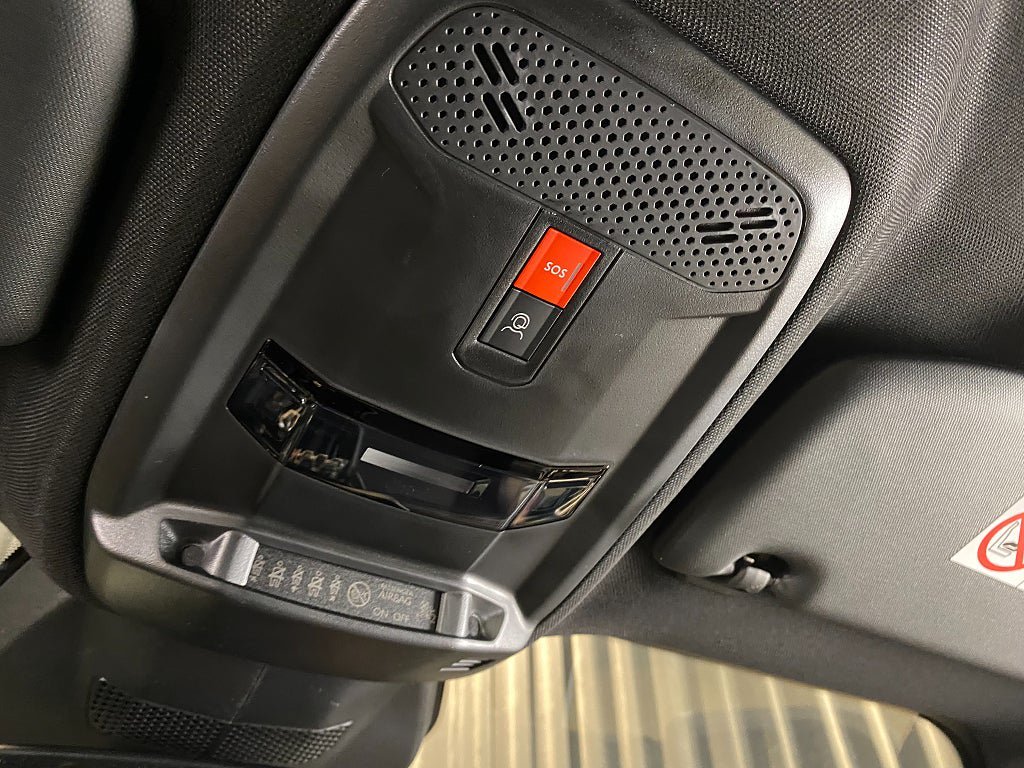 Vehicle Image 80
