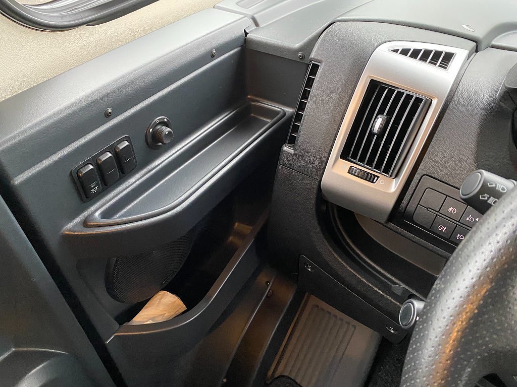 Vehicle Image 92
