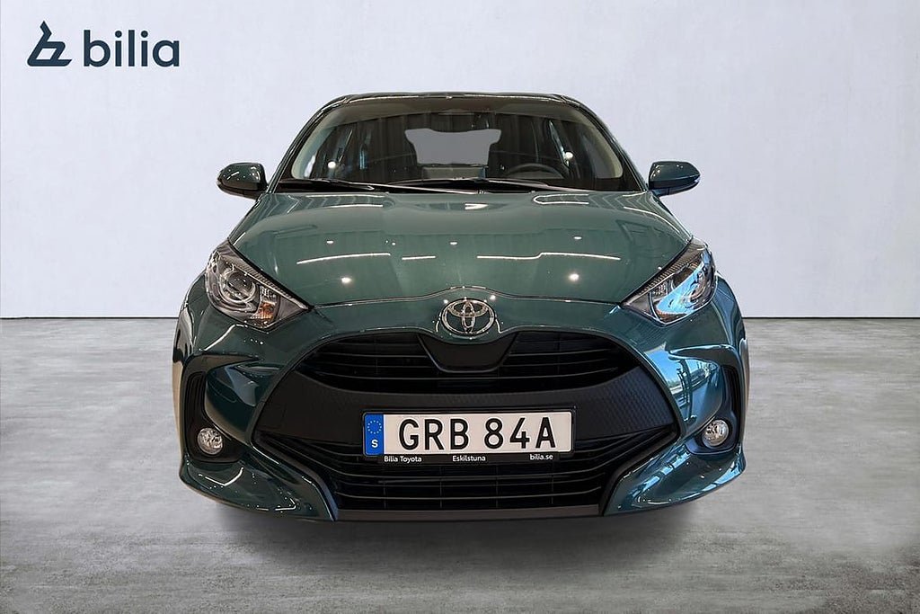 Vehicle Image 6
