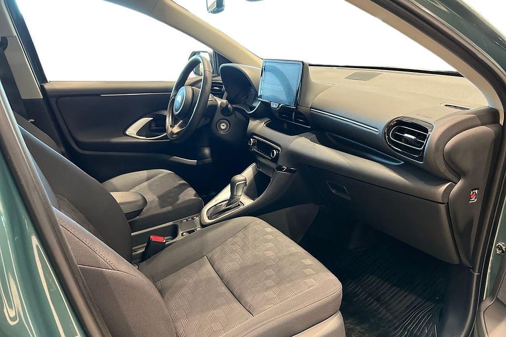 Vehicle Image 7