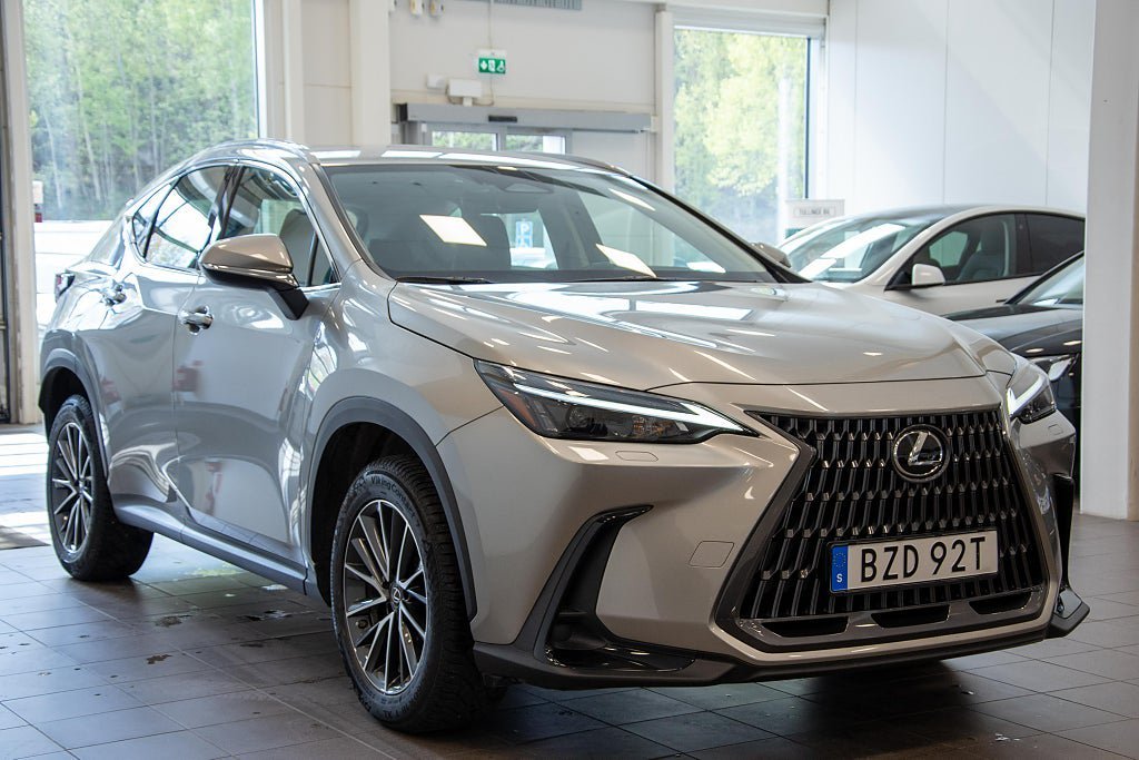 Vehicle Image 7