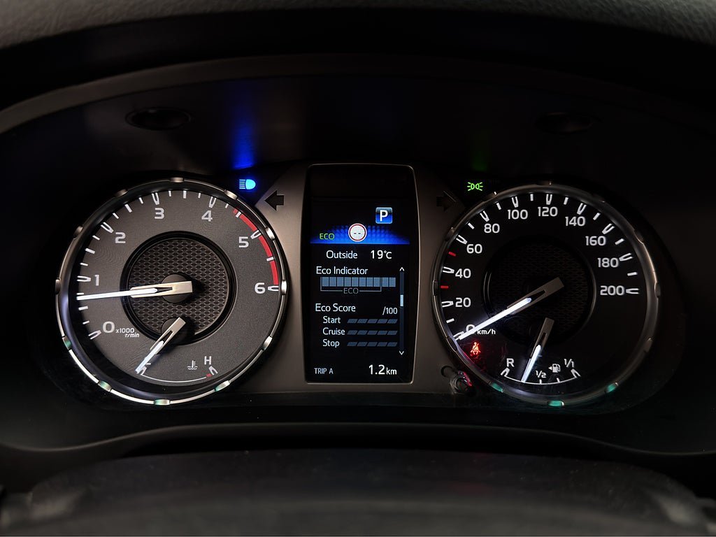 Vehicle Image 18