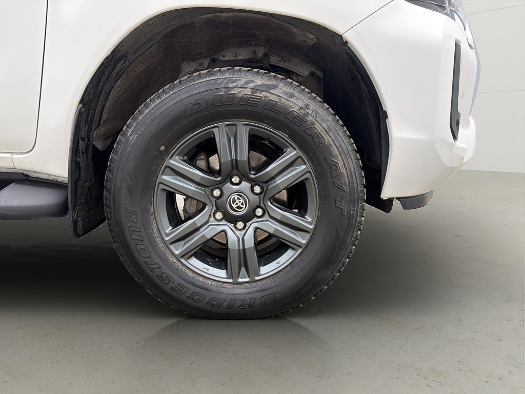 Vehicle Image 36