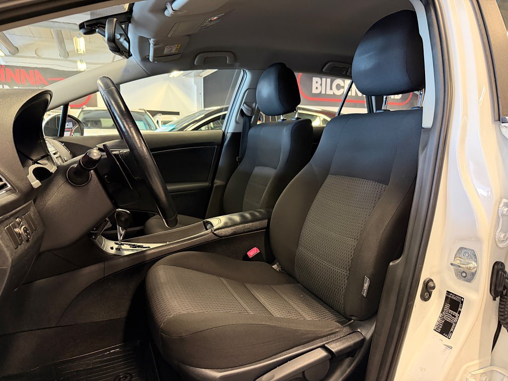 Vehicle Image 17