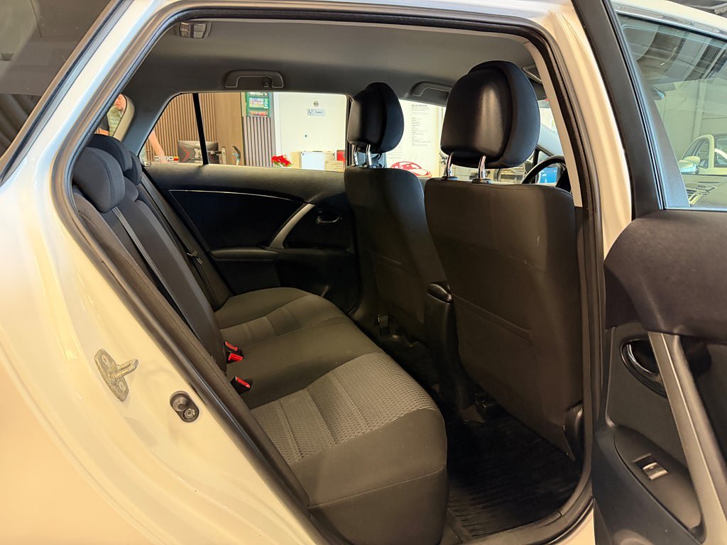 Vehicle Image 23