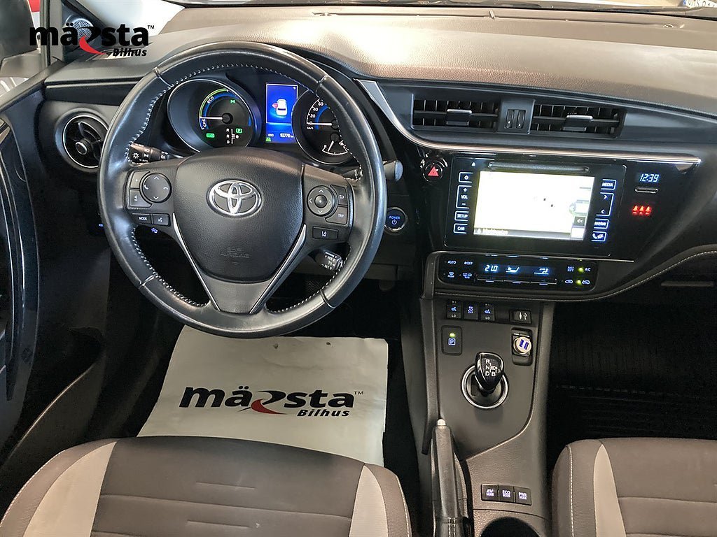 Vehicle Image 14