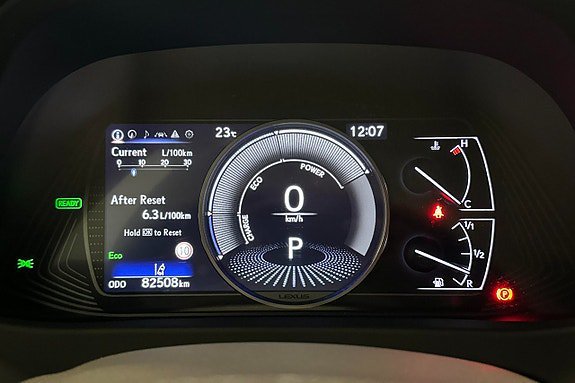 Vehicle Image 10