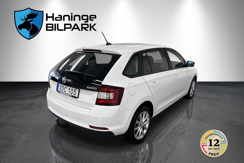 Vehicle Image 6