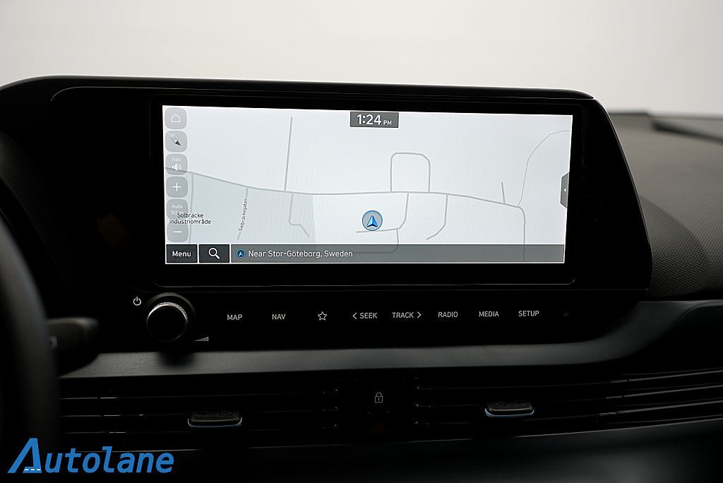 Vehicle Image 25