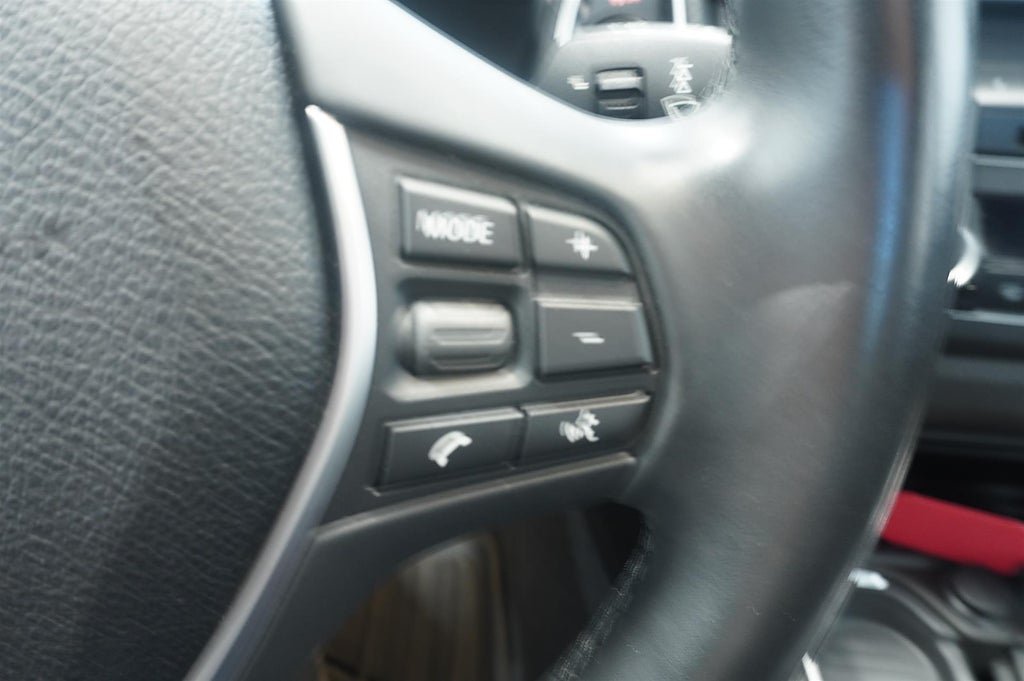 Vehicle Image 16