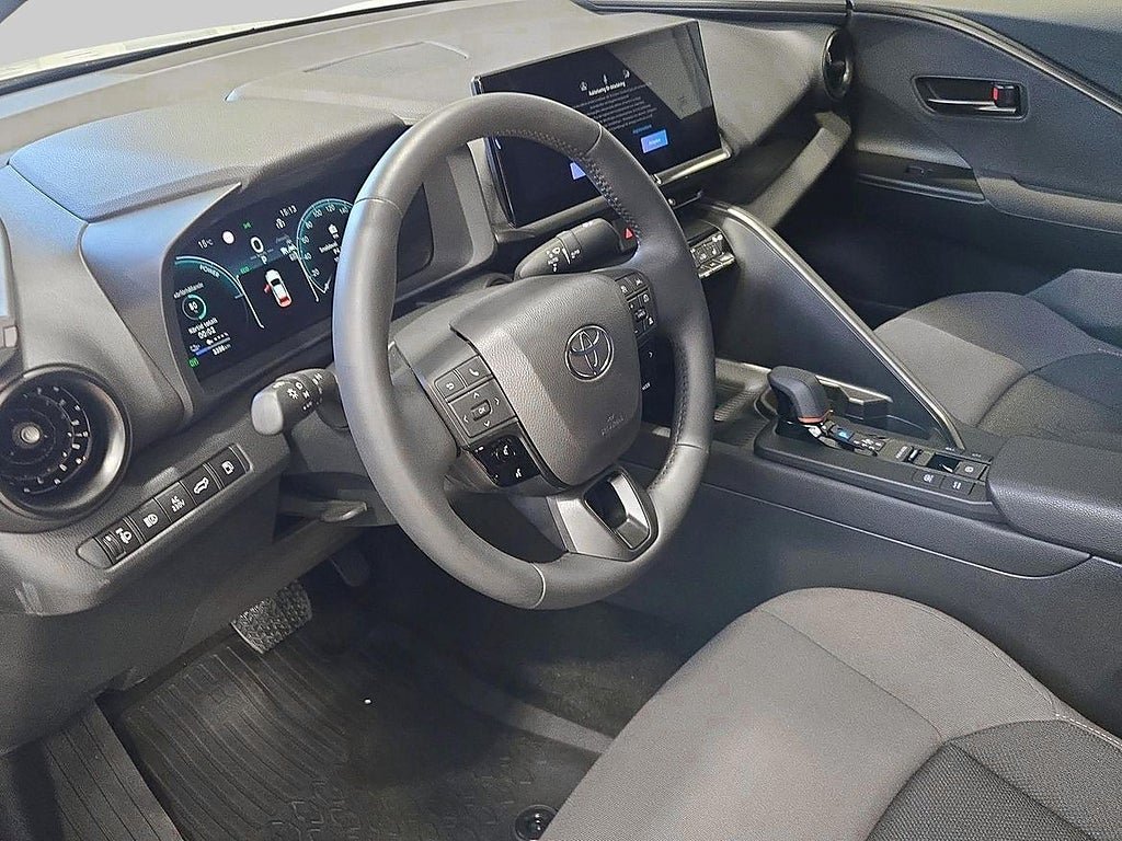 Vehicle Image 14