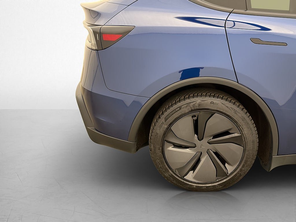 Vehicle Image 36