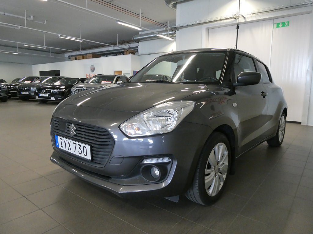 Vehicle Image 11