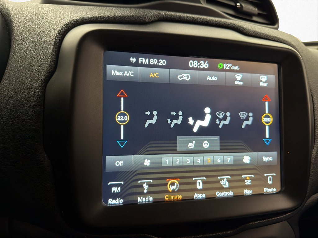 Vehicle Image 18
