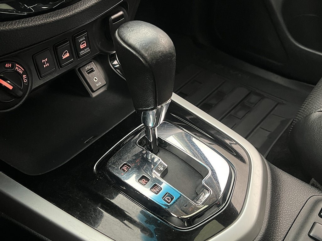 Vehicle Image 22