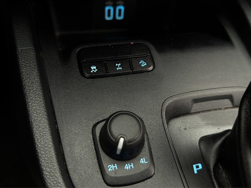 Vehicle Image 27