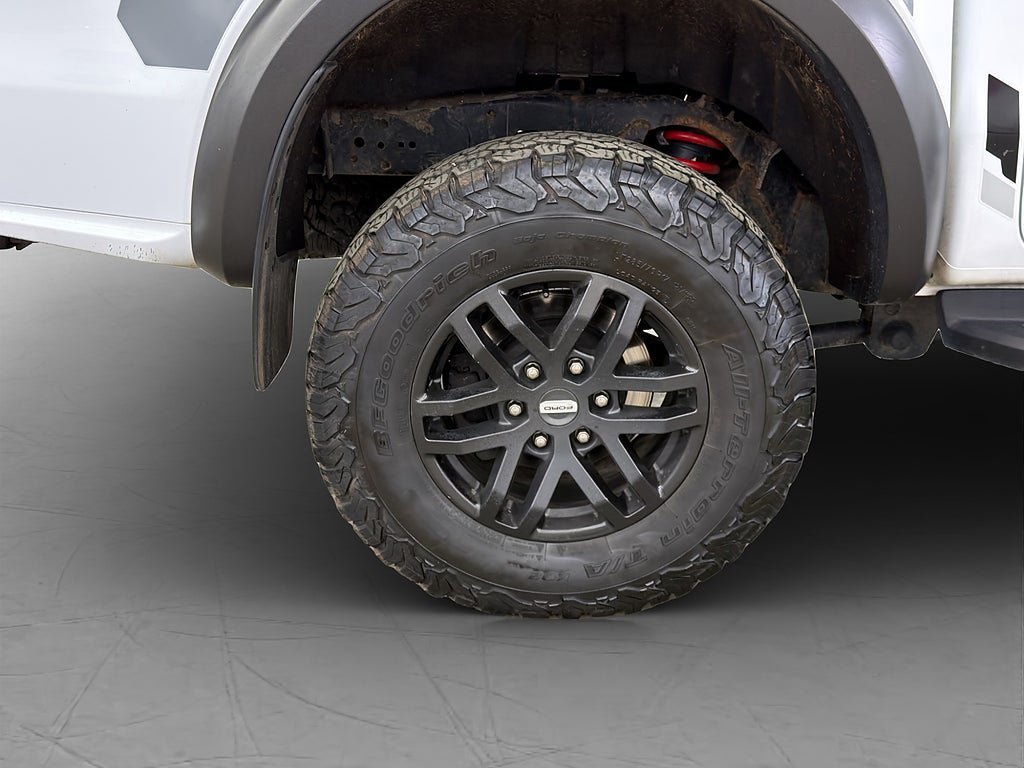 Vehicle Image 36