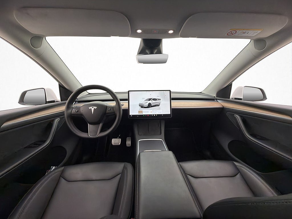 Vehicle Image 21