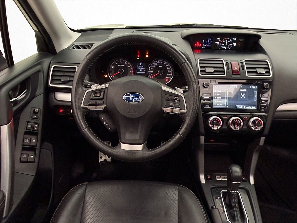 Vehicle Image 16
