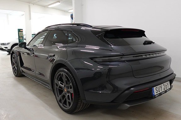 Vehicle Image 28