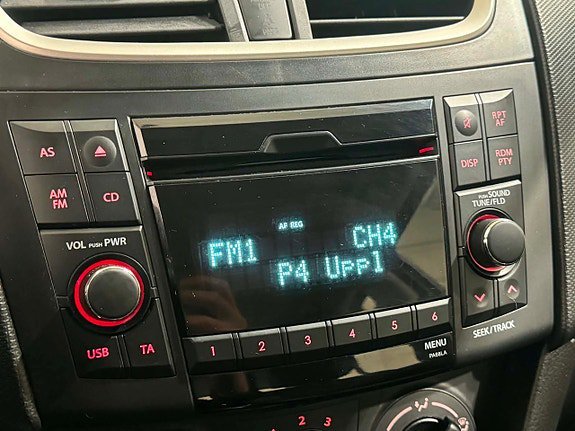 Vehicle Image 11