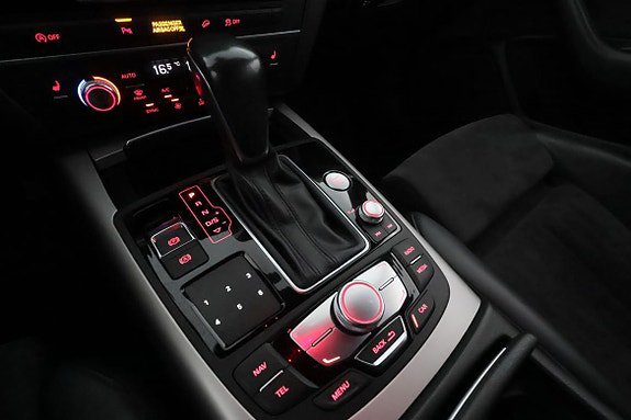 Vehicle Image 28