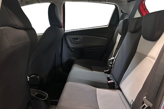 Vehicle Image 14