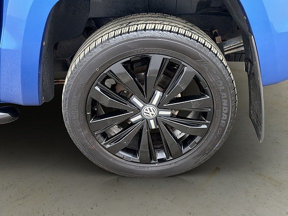 Vehicle Image 38