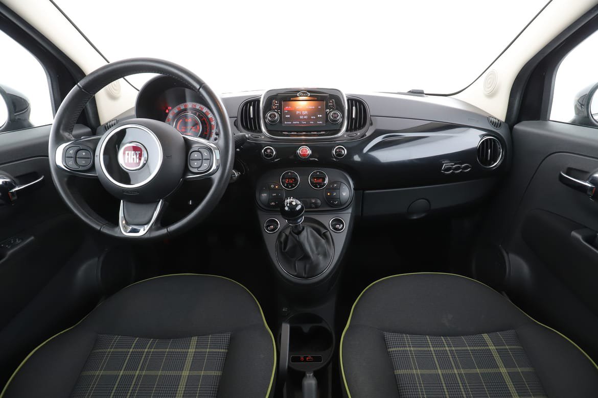 Vehicle Image 12