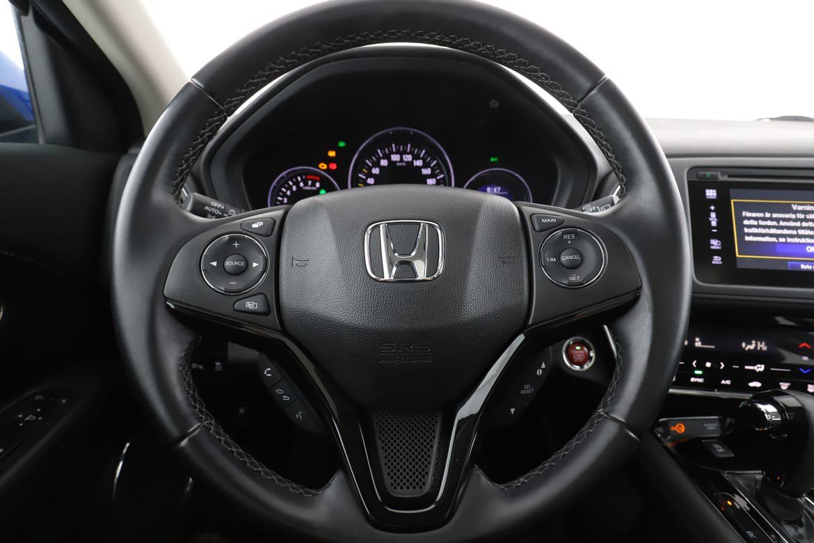 Vehicle Image 18