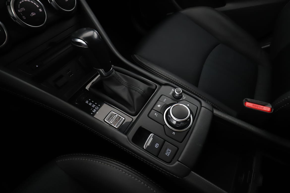 Vehicle Image 22