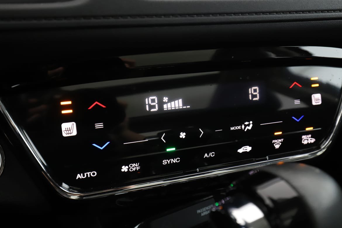 Vehicle Image 23
