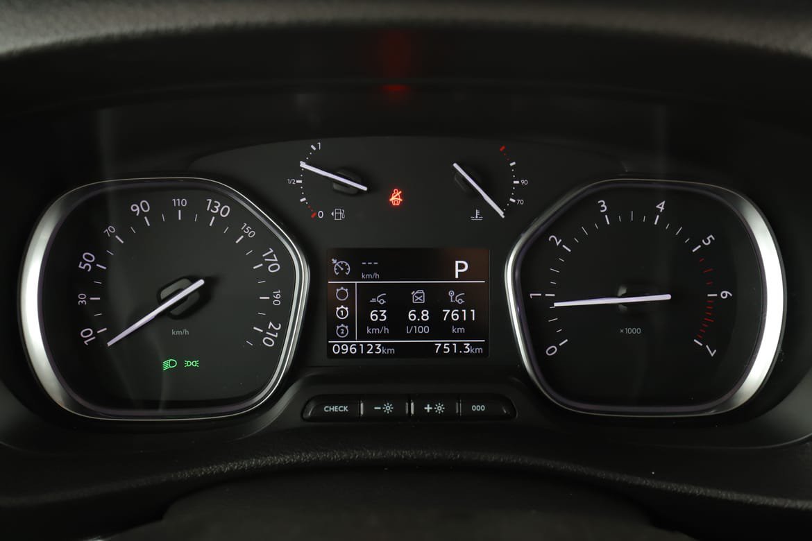 Vehicle Image 20