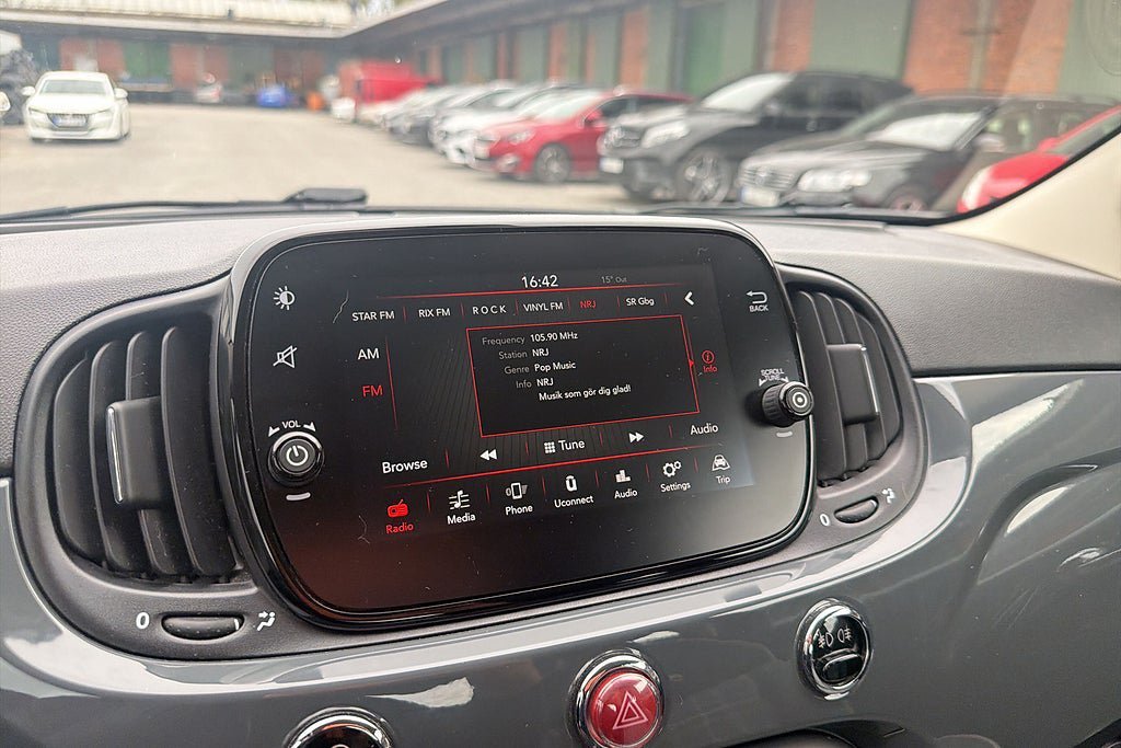 Vehicle Image 18