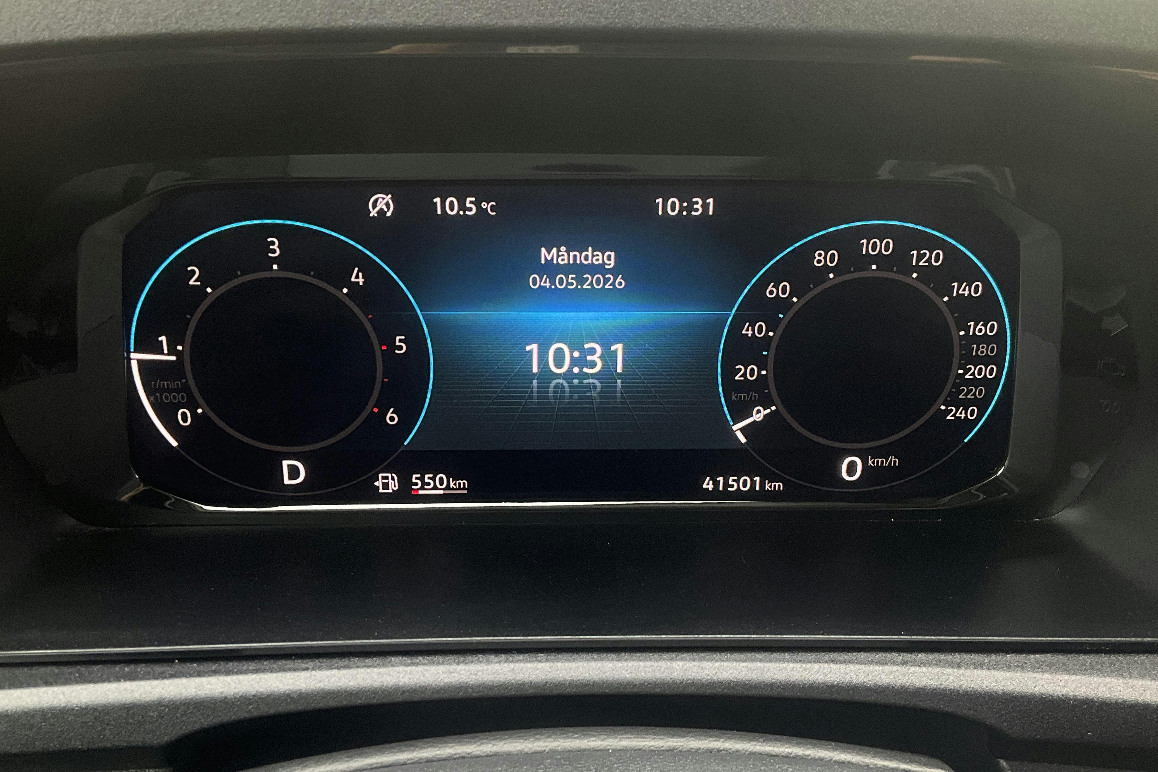 Vehicle Image 9