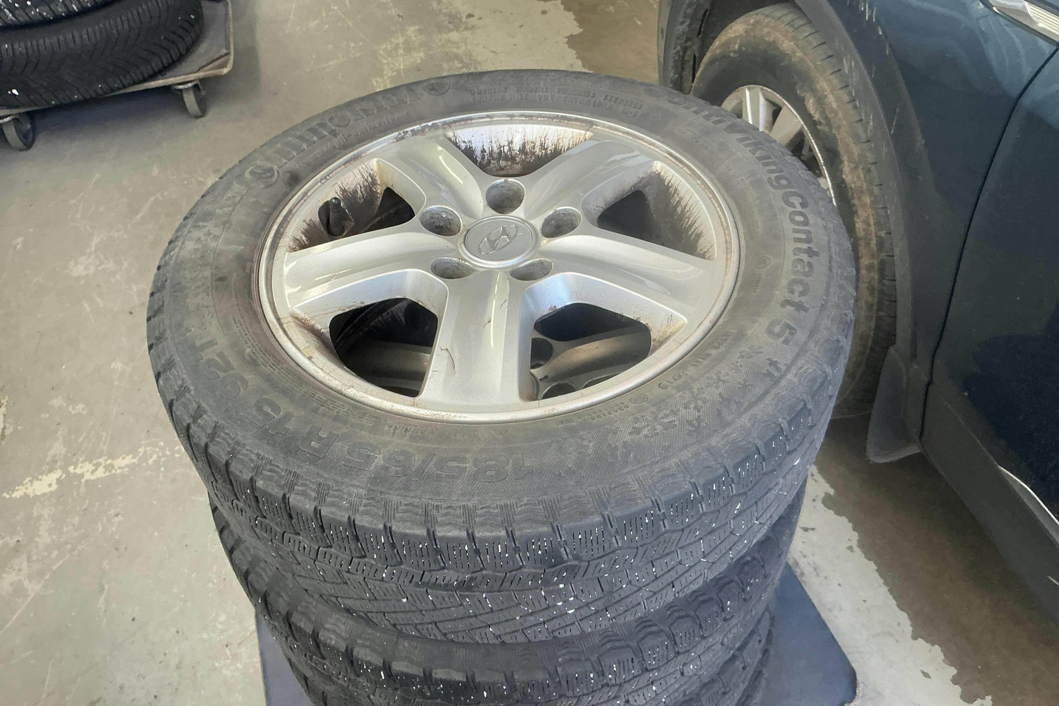 Vehicle Image 11