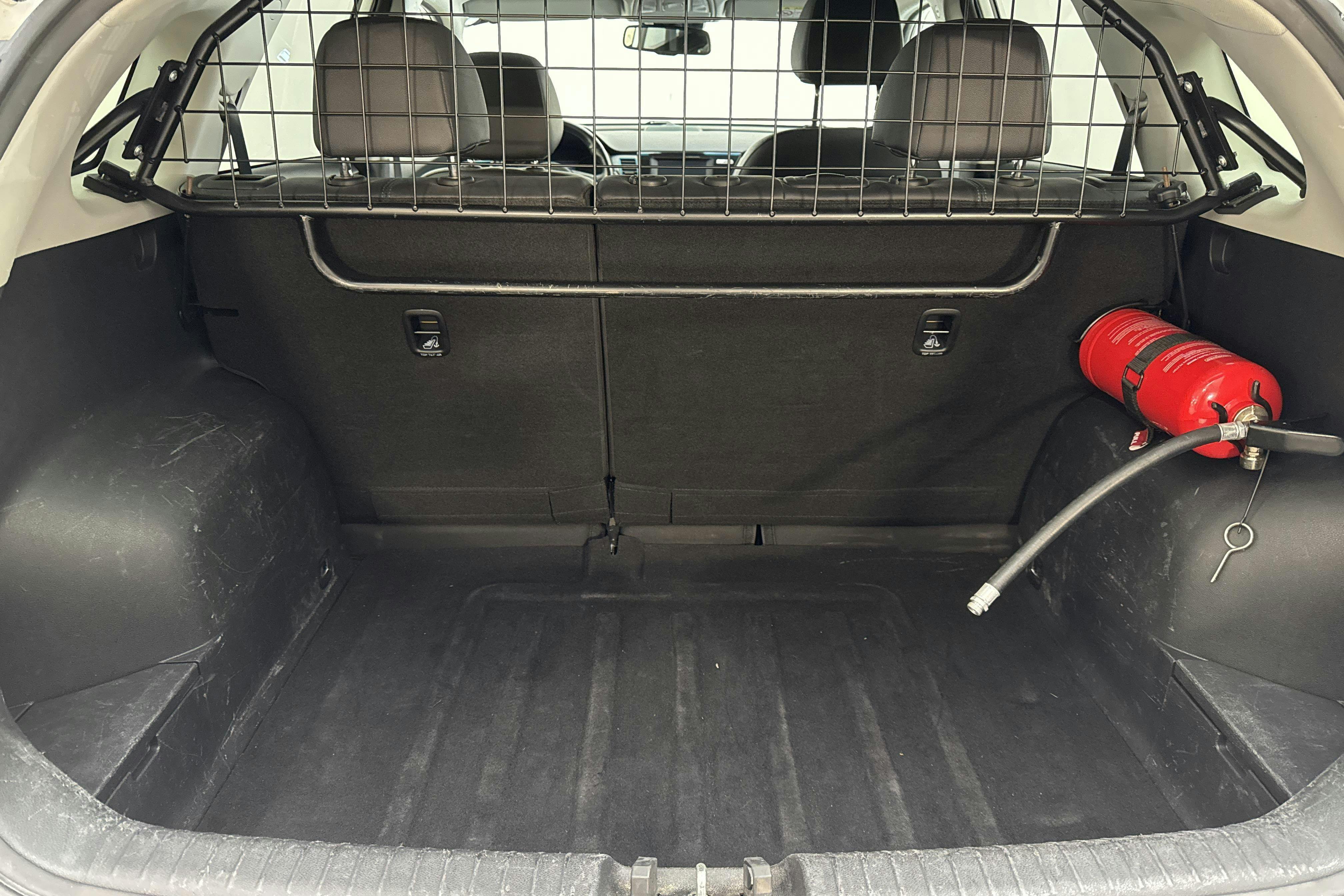 Vehicle Image 9