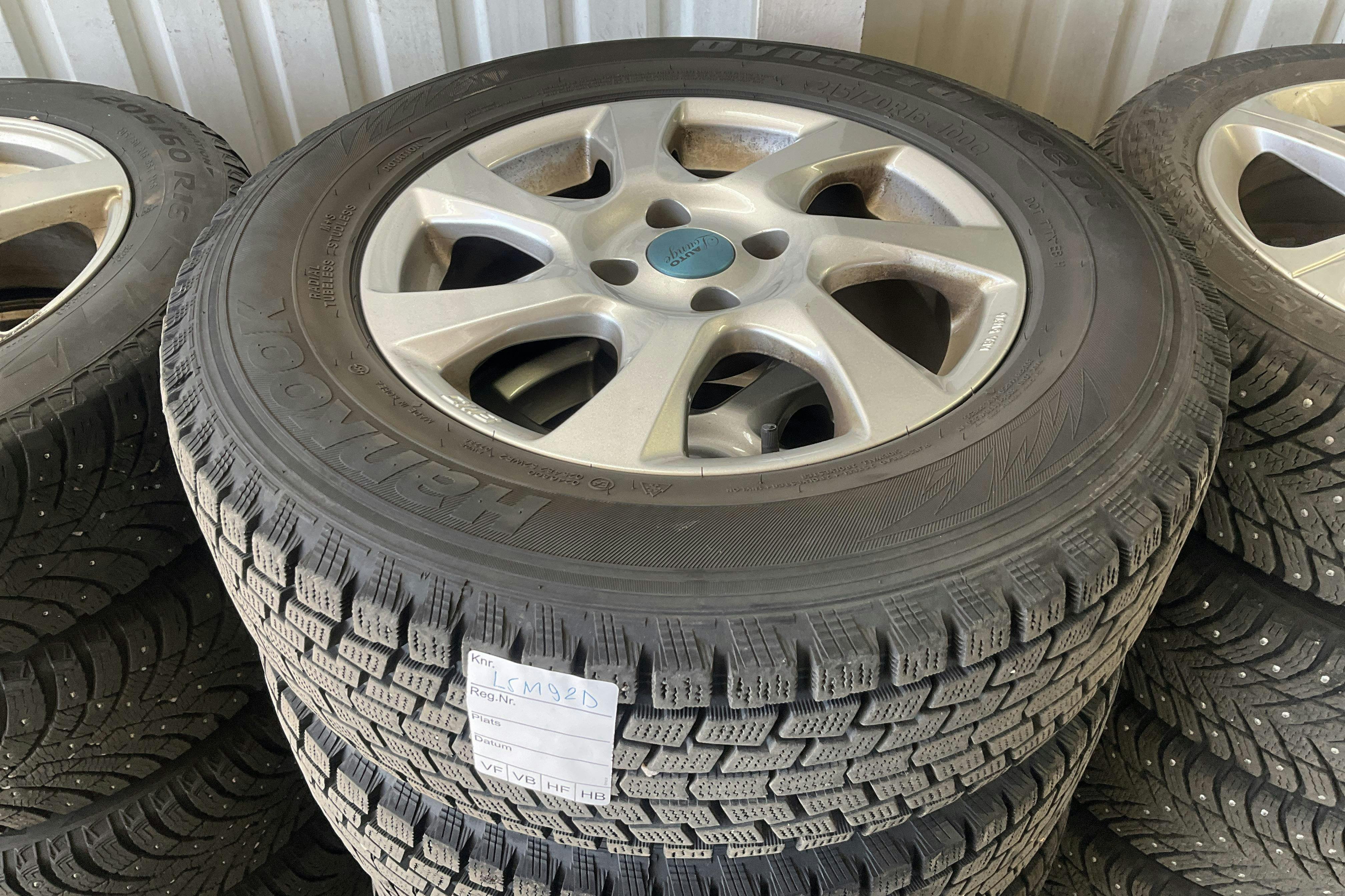 Vehicle Image 13
