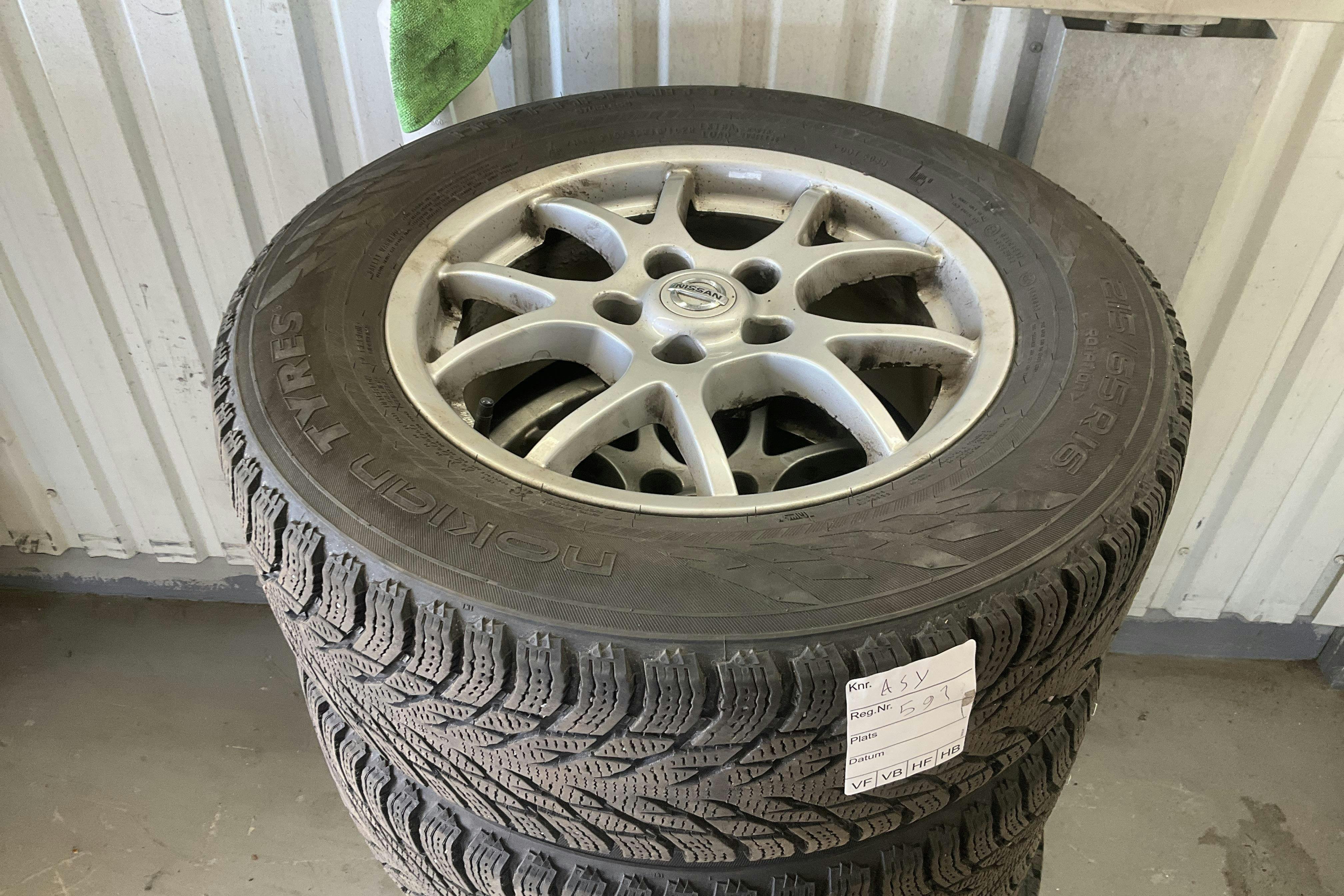 Vehicle Image 16
