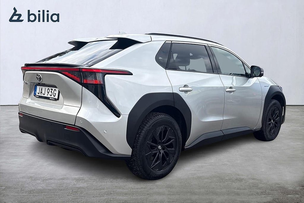 Vehicle Image 19