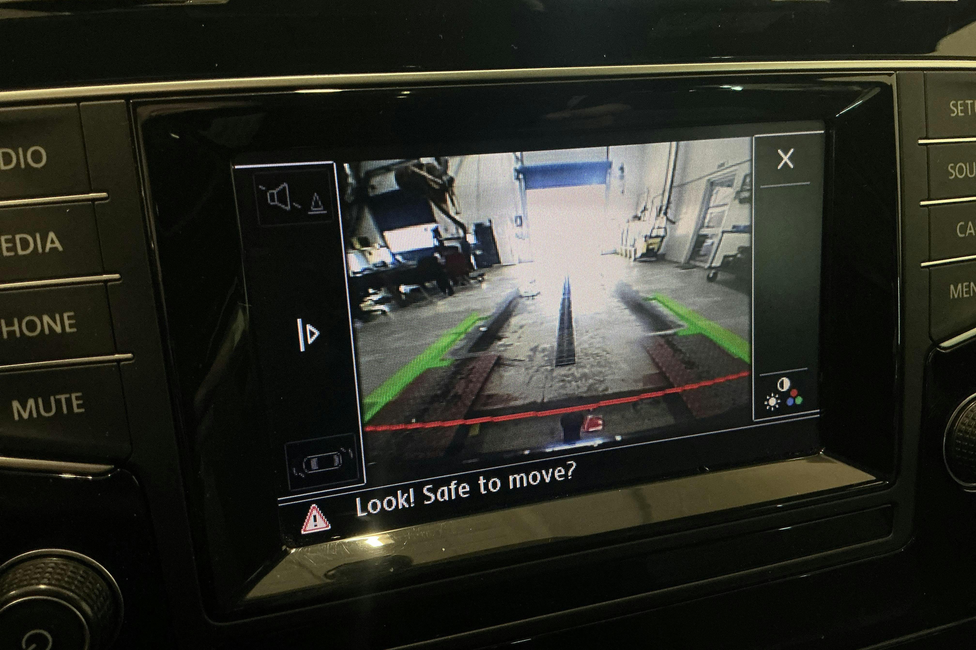 Vehicle Image 11