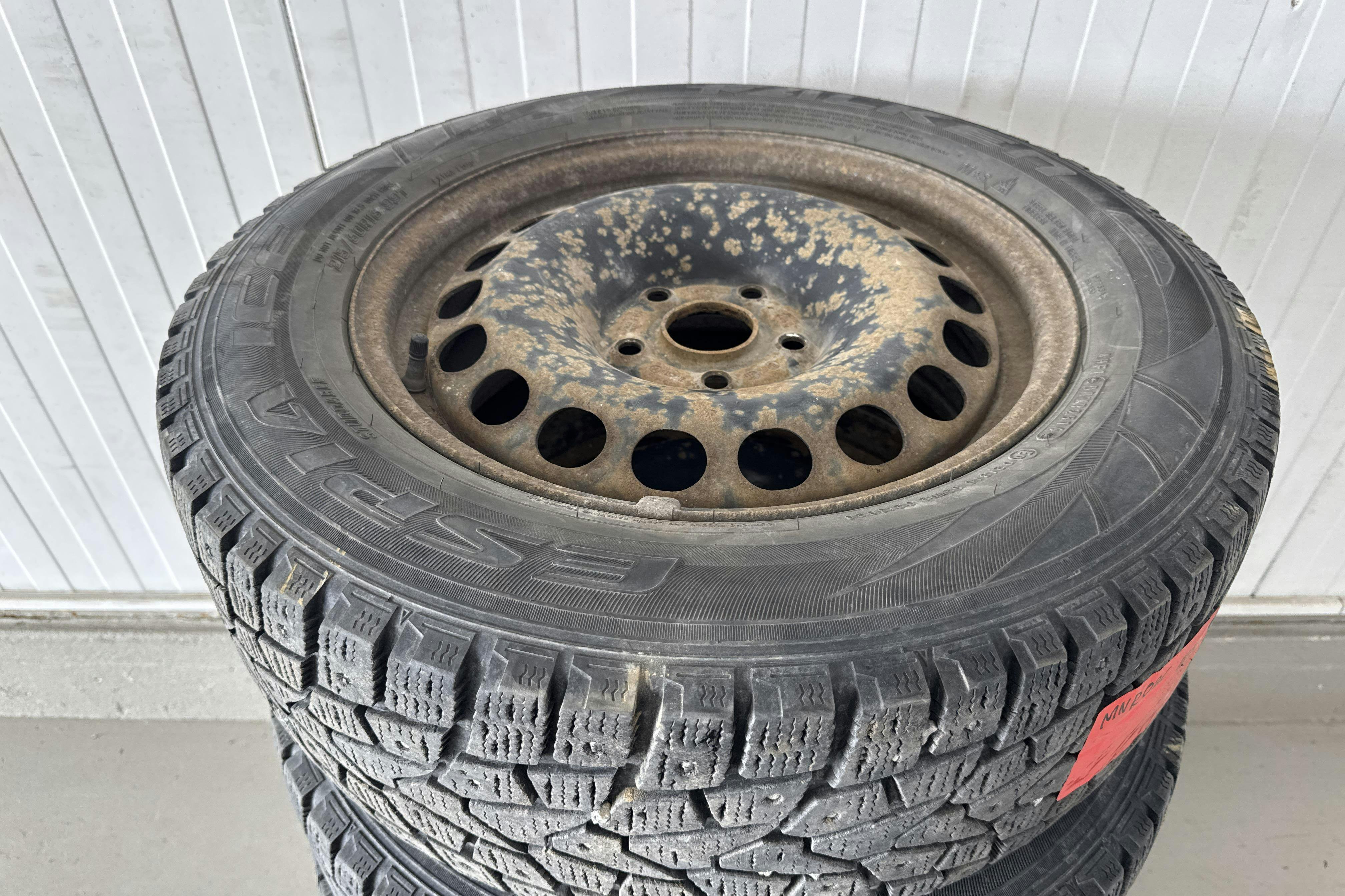 Vehicle Image 17
