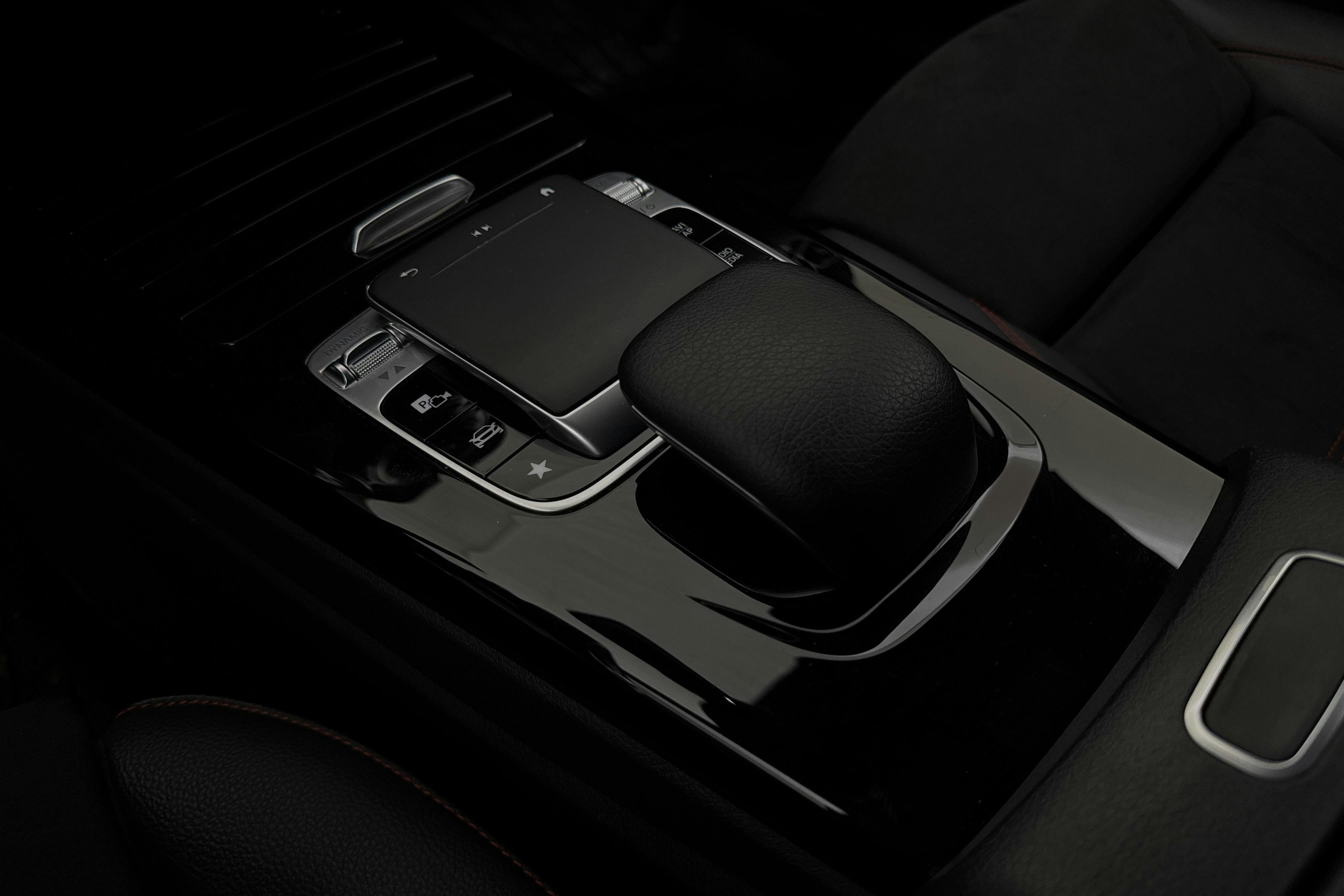 Vehicle Image 20