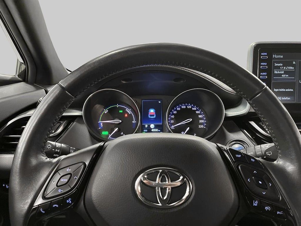 Vehicle Image 15