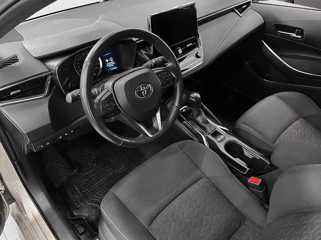 Vehicle Image 9