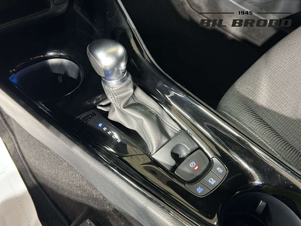 Vehicle Image 12