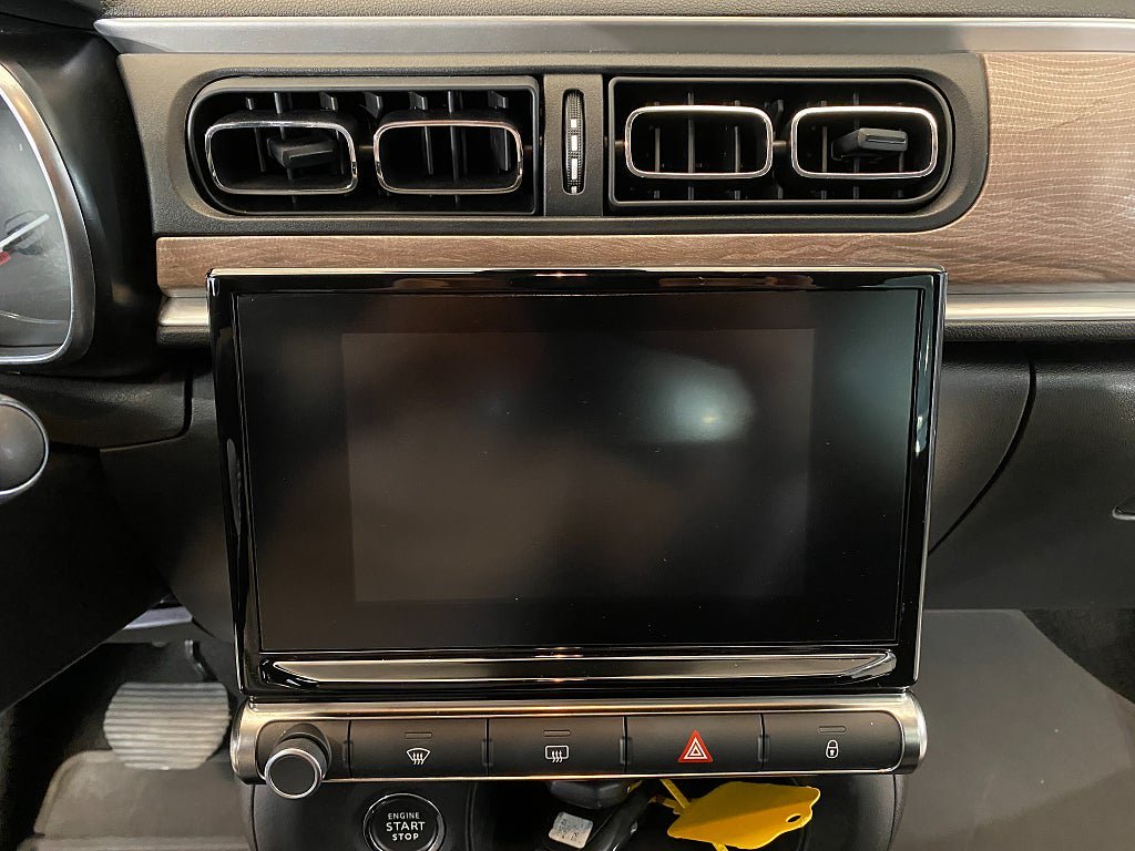 Vehicle Image 31