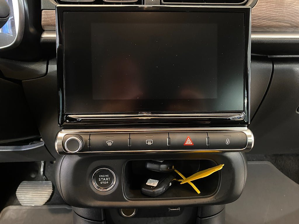 Vehicle Image 33